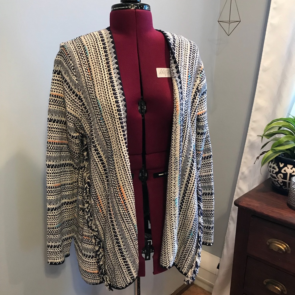 🌿ALL MUST GO🌿 Lucky Brand sweater / cardigan
